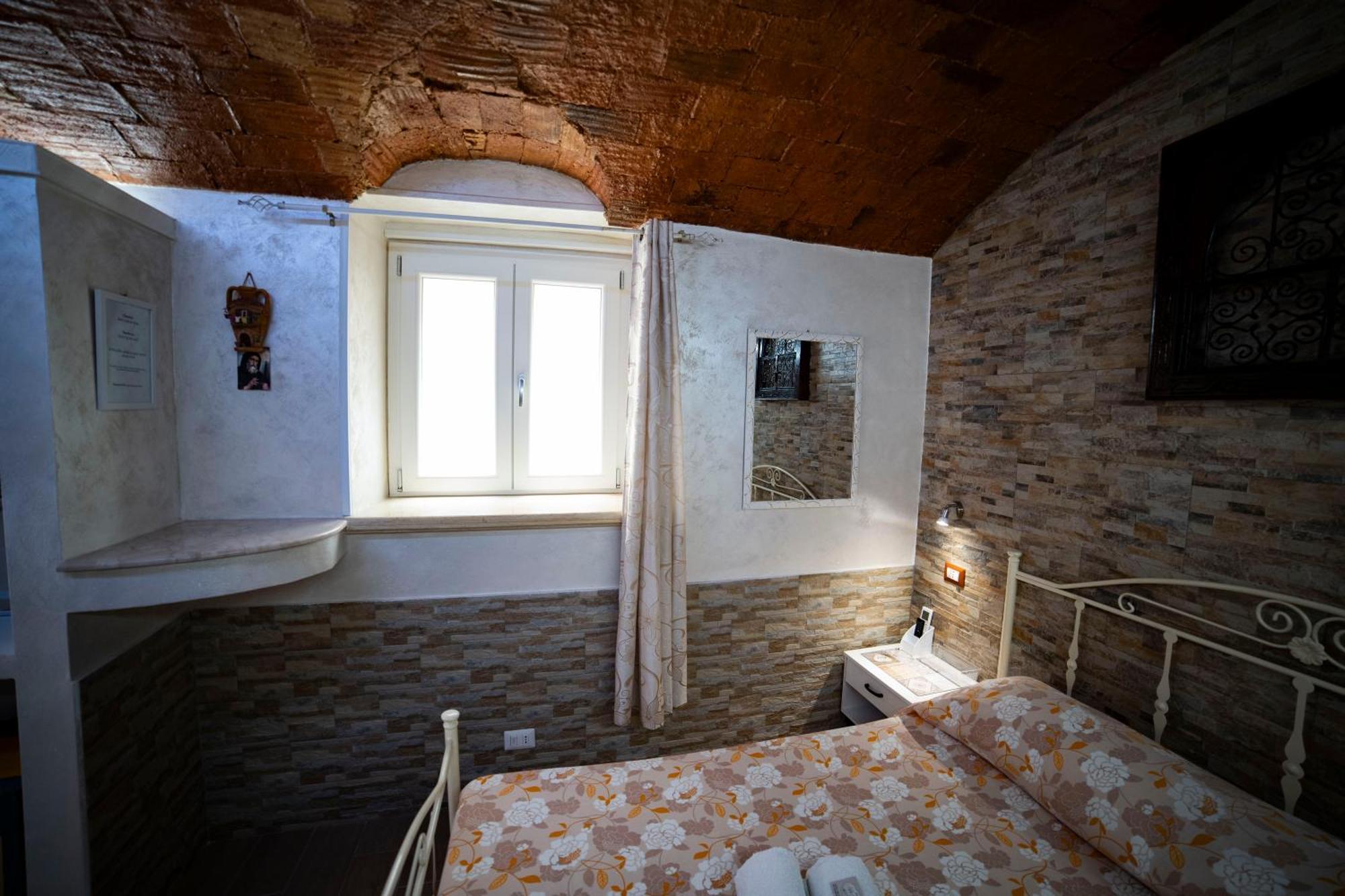 Bed and Breakfast La Perla Del Tirreno Тропея Экстерьер фото