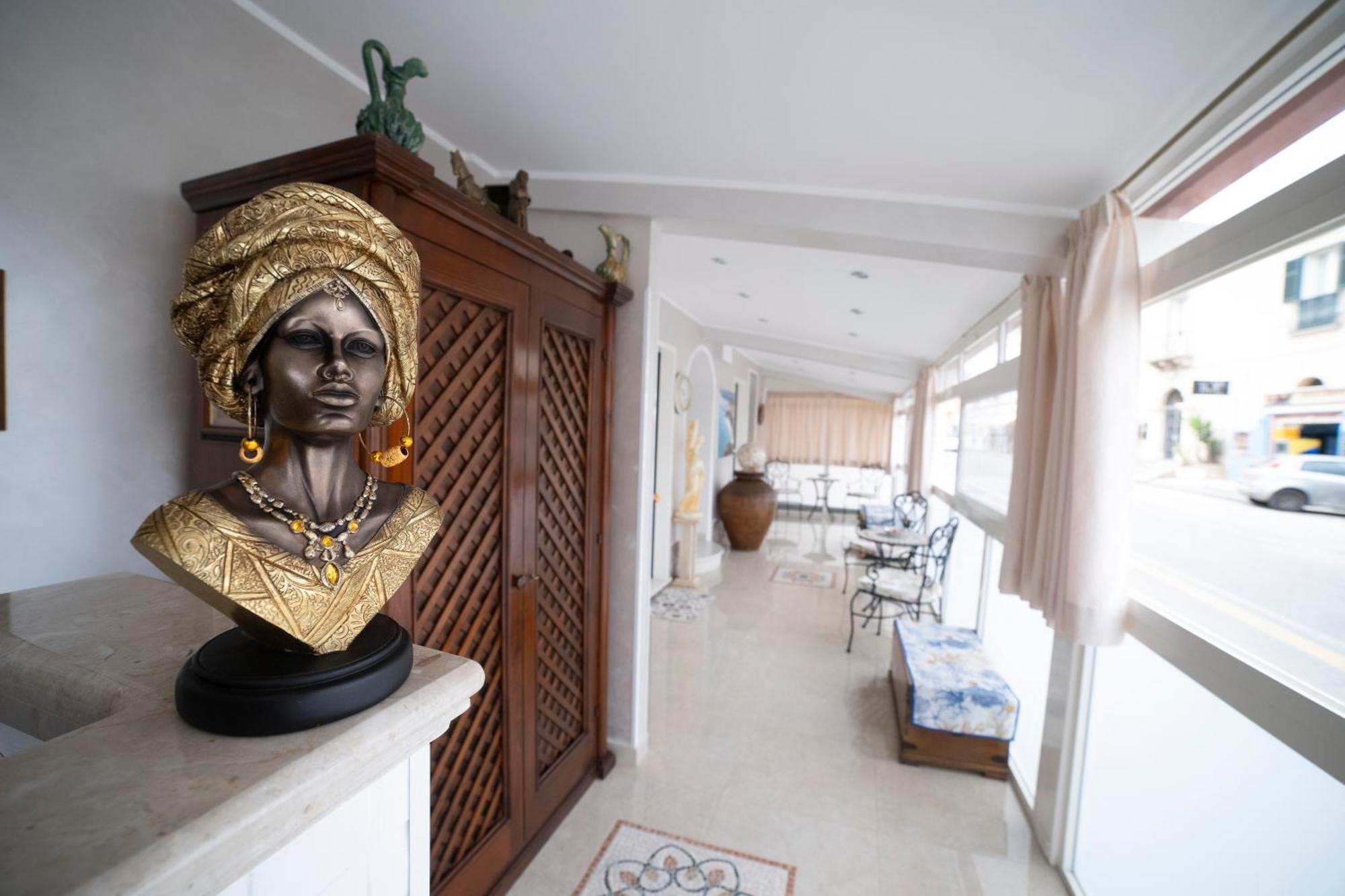 Bed and Breakfast La Perla Del Tirreno Тропея Экстерьер фото